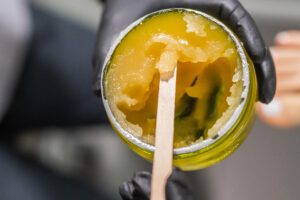 Cold Cure Live Rosin in glas jar